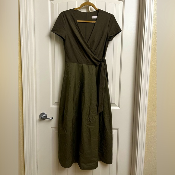 Elegant Sandro Ferrone Olive Midi Wrap Dress, IT size 40 - Picture 1 of 9